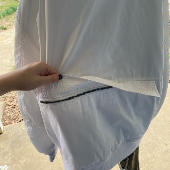 Winter snow jacket. - Picture 4 of 5